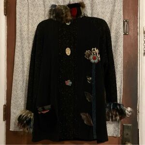 Chic Black Embellished Women's Cape